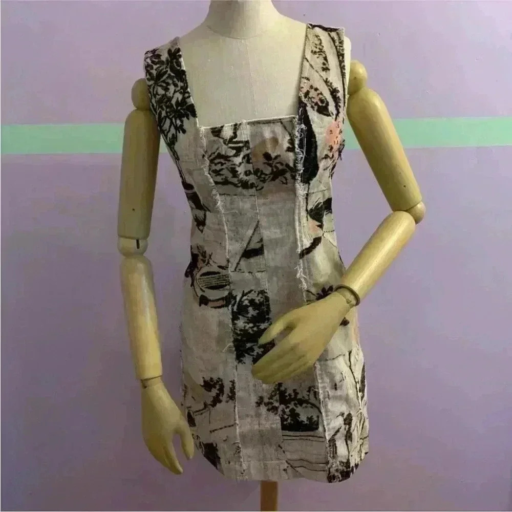 New Urban Outfitters corduroy dress women Small frayed edges